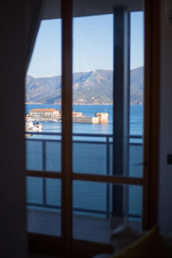 B&B La terrazza sul mare Portoferraio Esterno foto